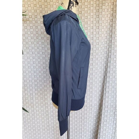 Nike Women's Lightweight Full Zip Hooded Jacket Small NWOT - Picture 6 of 7